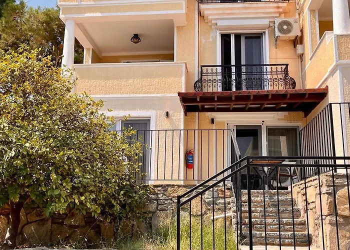 Farrys Boutique & Beach Club - YalikavakBoutique Hotel